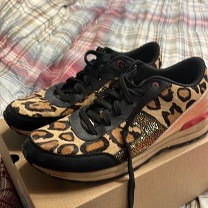 Sam Edelman Women's Dax Jogging Sneakers - Black/Gold Leopard